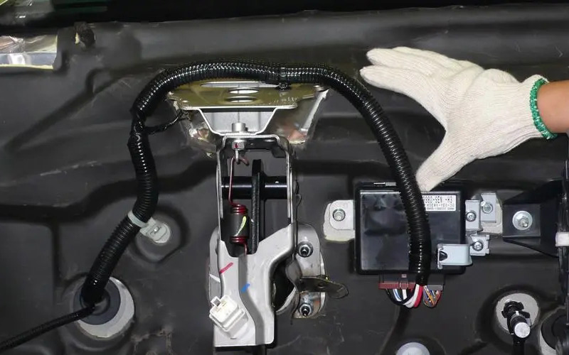 日精智能-汽車(chē)線束設(shè)計(jì)與布置注意事項(xiàng)